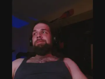 Cam4 Free Live Porn of celtic3000