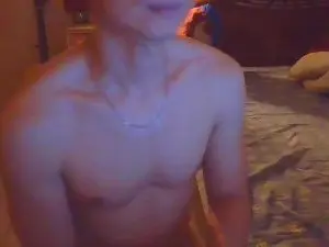 Cam4 Live Porn of cutenewmemory22