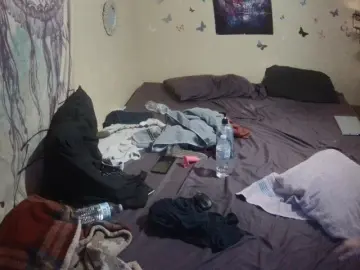 DominoQuinn from cam4