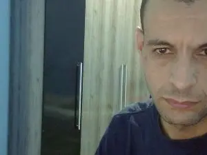 Cam4 Sex Cam of Ronnishotx