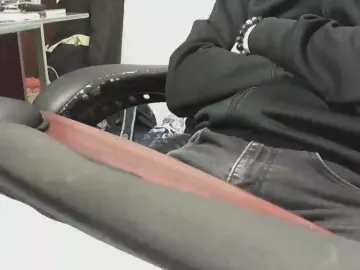 Cam4 Live Porn of mizkyxes1