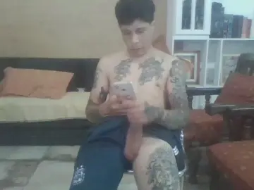 Cam4 Nude Webcam of maciel391_Porin