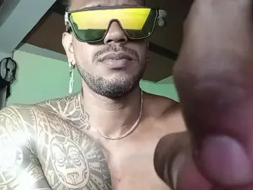 Manolofitt from cam4