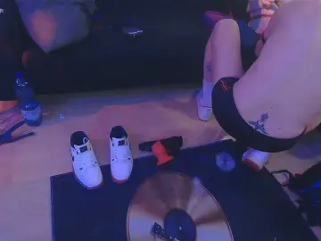 Cam4 Adult Video Chat of justincgn