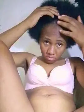 Cam4 Live Porn of Lilly_cruz