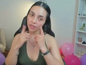 Cam4 Watch Live Sex Cams of Bella_Evans