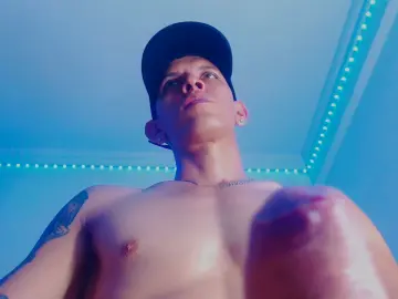 Cam4 Nude Webcam of Eugy_dirty2022