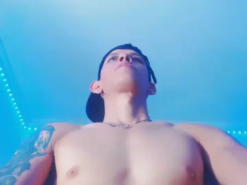 Cam4 Sex Cam of Eugy_dirty2022