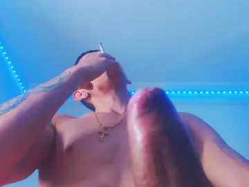 Cam4 Free Live Porn of Eugy_dirty2022