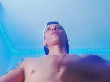 Cam4 Free Live Porn of Eugy_dirty2022