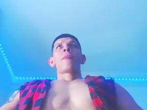 Cam4 Live Porn of Eugy_dirty2022