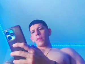 Cam4 Adult Video Chat of Eugy_dirty2022