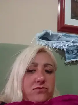 Cam4 Private Sex Chat of Manumelissa