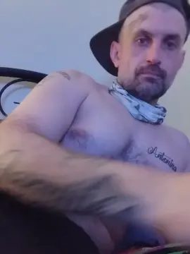 Cam4 Watch Live Sex Cams of Viciouzz1