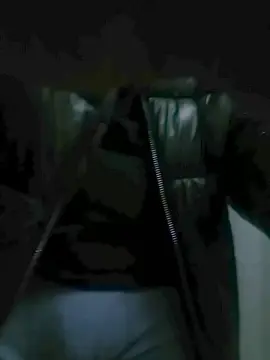 Cam4 Private Sex Chat of Viciouzz1