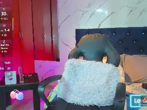 Cam4 Private Sex Chat of Taylor_Black_