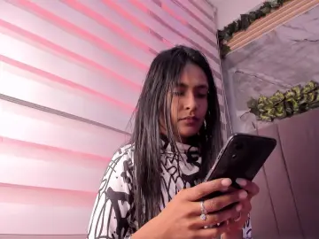 fernanda_liie_ from cam4