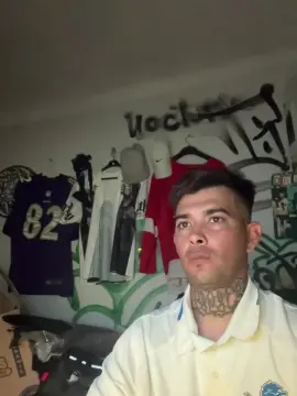 Cam4 Watch Live Sex Cams of bigsex39