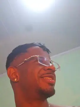 Cam4 Nude Webcam of EnzoNovinho