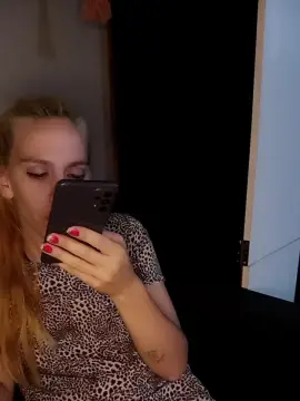 Cam4 Watch Live Sex Cams of pecado_isabela