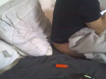 Cam4 Live Porn of Zer_oki