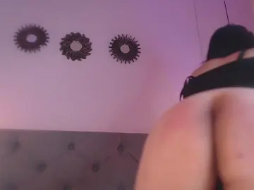 Cam4 Adult Webcam of Emily_leinner