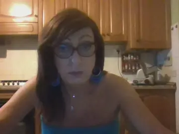 Cam4 Live Sex Cam of Tiabet