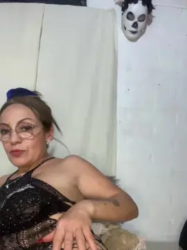 Cam4 Free Porn Cam of cherrykat_xxx