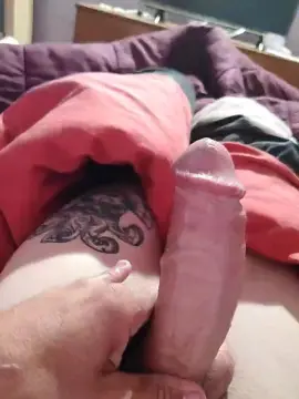 Cam4 Nude Webcam of emiliano_benit3