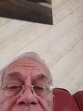 Cam4 Live Sex of Cummer51