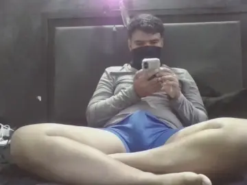 Cam4 Live Sex of AcerRubber3