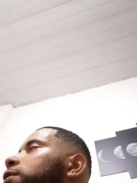 Cam4 Adult Video Chat of Anjollindo