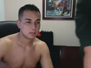 Cam4 Nude Webcam of Serguioguecha33