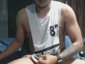 Cam4 Watch Live Sex Cams of xxxxHotxoxo