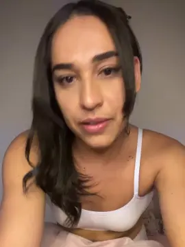 Cam4 Free Porn Cam of Cleolimahot3