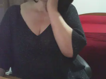 Cam4 Free Porn Cam of GATINELA77