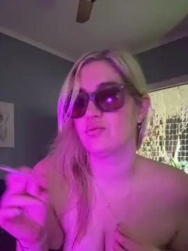 Cam4 Free Live Porn of granlady7