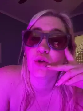 Cam4 Watch Live Sex Cams of granlady7