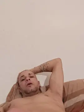 sergiohott3 from cam4