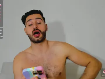 Cam4 Watch Live Sex Cams of MateoKing_