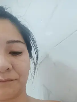 Cam4 Free Live Porn of romi208