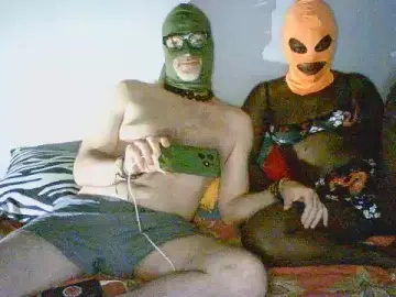 Cam4 Free Live Porn of DaddyNextRoom75