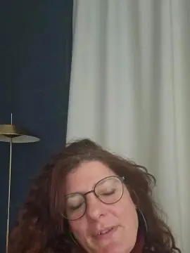 Cam4 Watch Live Sex Cams of Louna1980