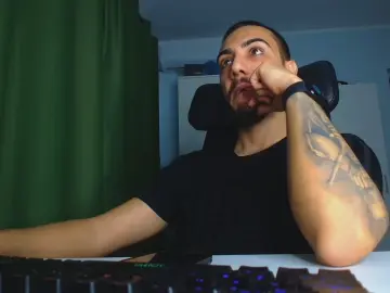 Cam4 Best Webcam of AndrewBanner