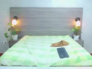 Cam4 Nude Webcam of Loony_Zion