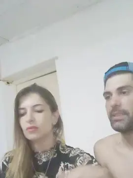 Cam4 Free Porn Cam of Rennbondy