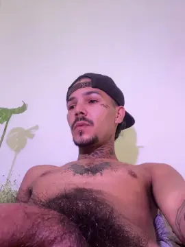 Cam4 Watch Live Sex Cams of oshun_rios