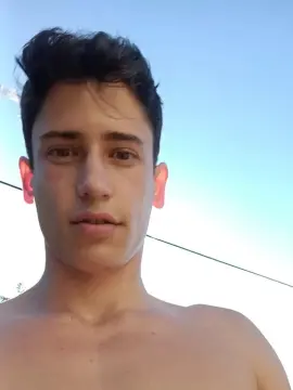 DANIELZINHOOO from cam4