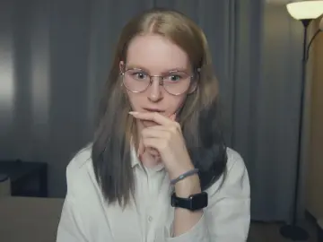 Cam4 Free Live Porn of MertieAlie