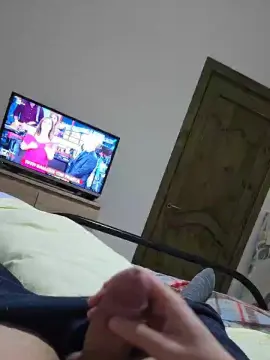 Cazzone940505 from cam4